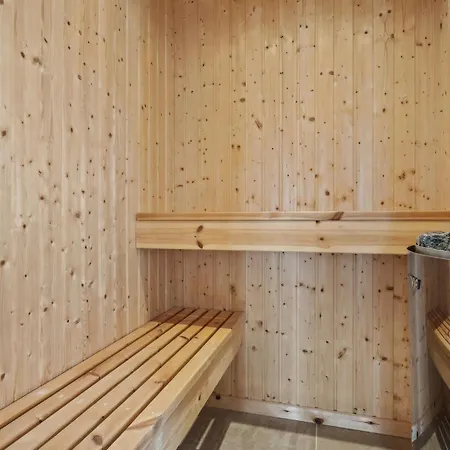 Holiday home 4 Bedroom In